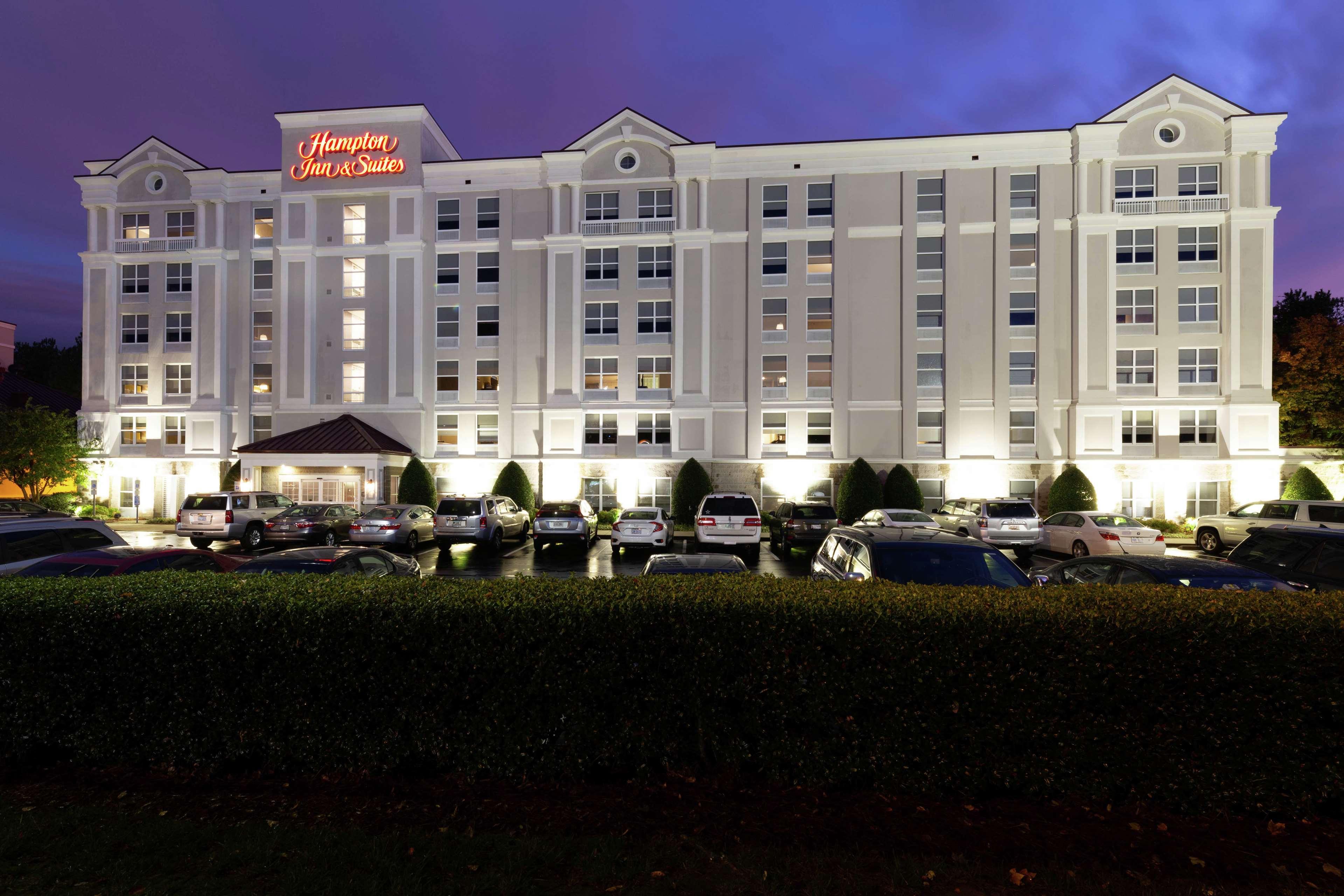 Hampton Inn & Suites Raleigh Cary Lenovo Center Экстерьер фото