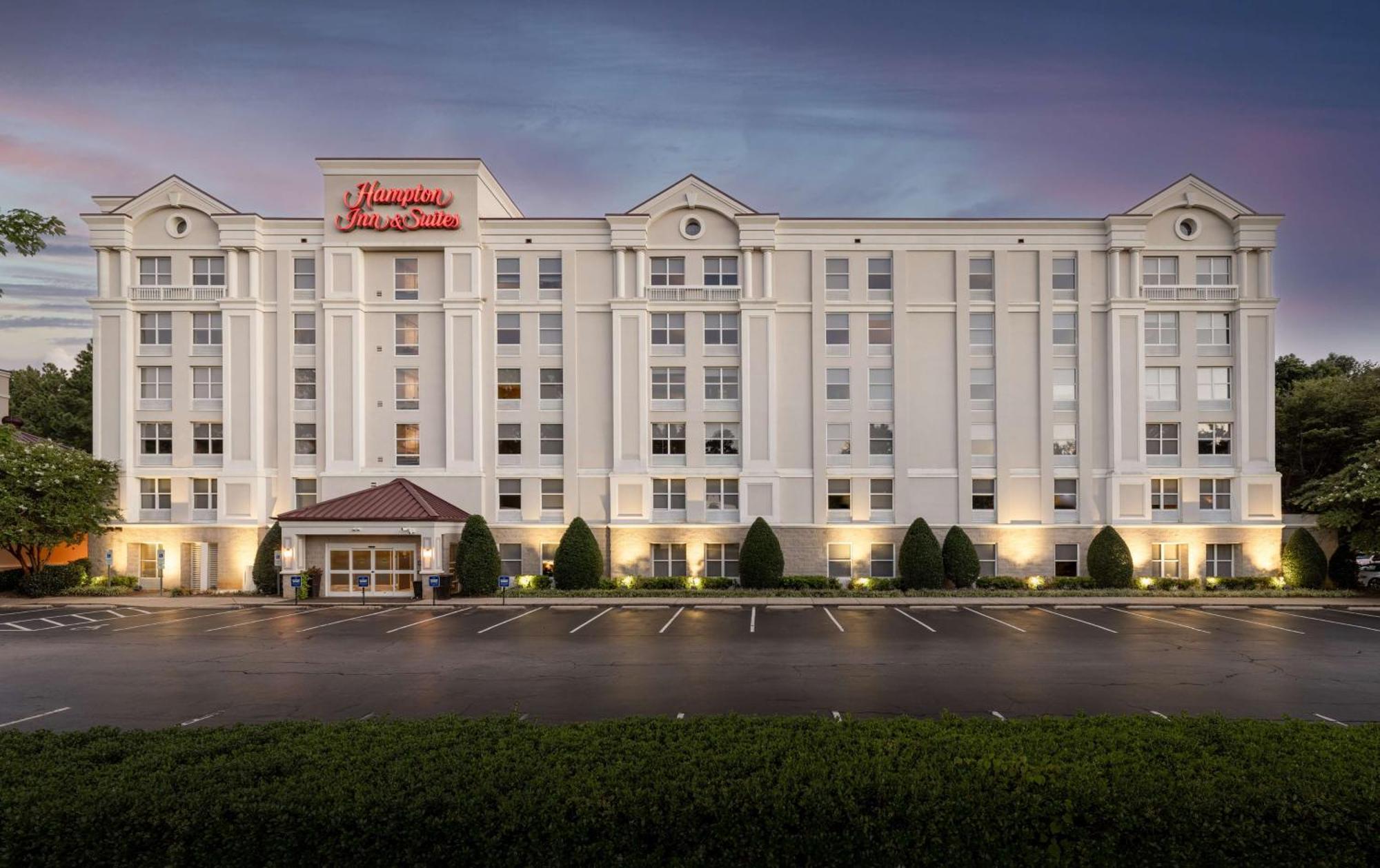 Hampton Inn & Suites Raleigh Cary Lenovo Center Экстерьер фото