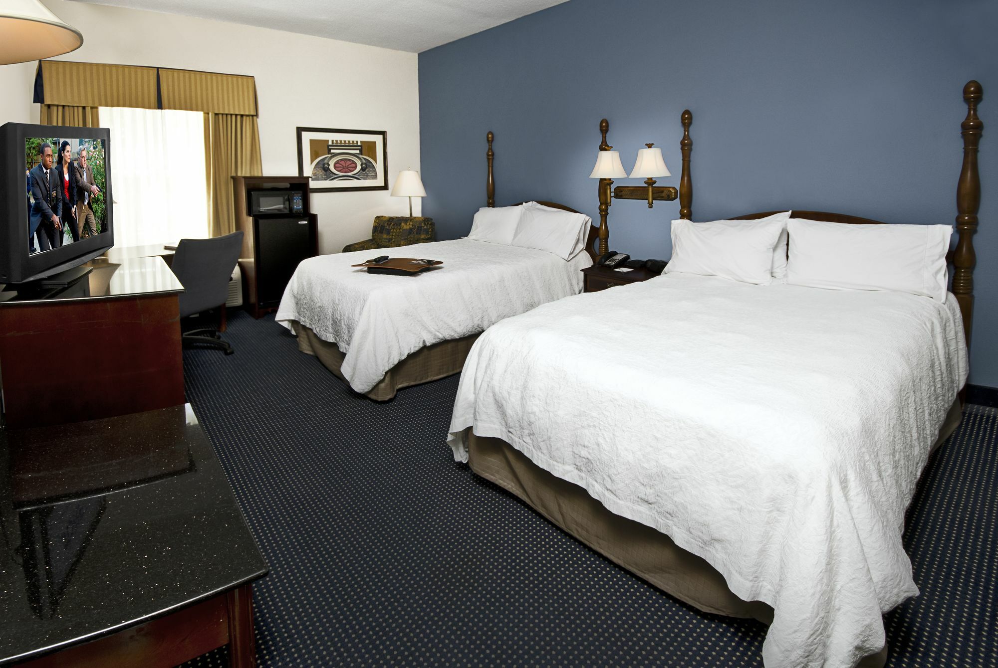 Hampton Inn & Suites Raleigh Cary Lenovo Center Экстерьер фото
