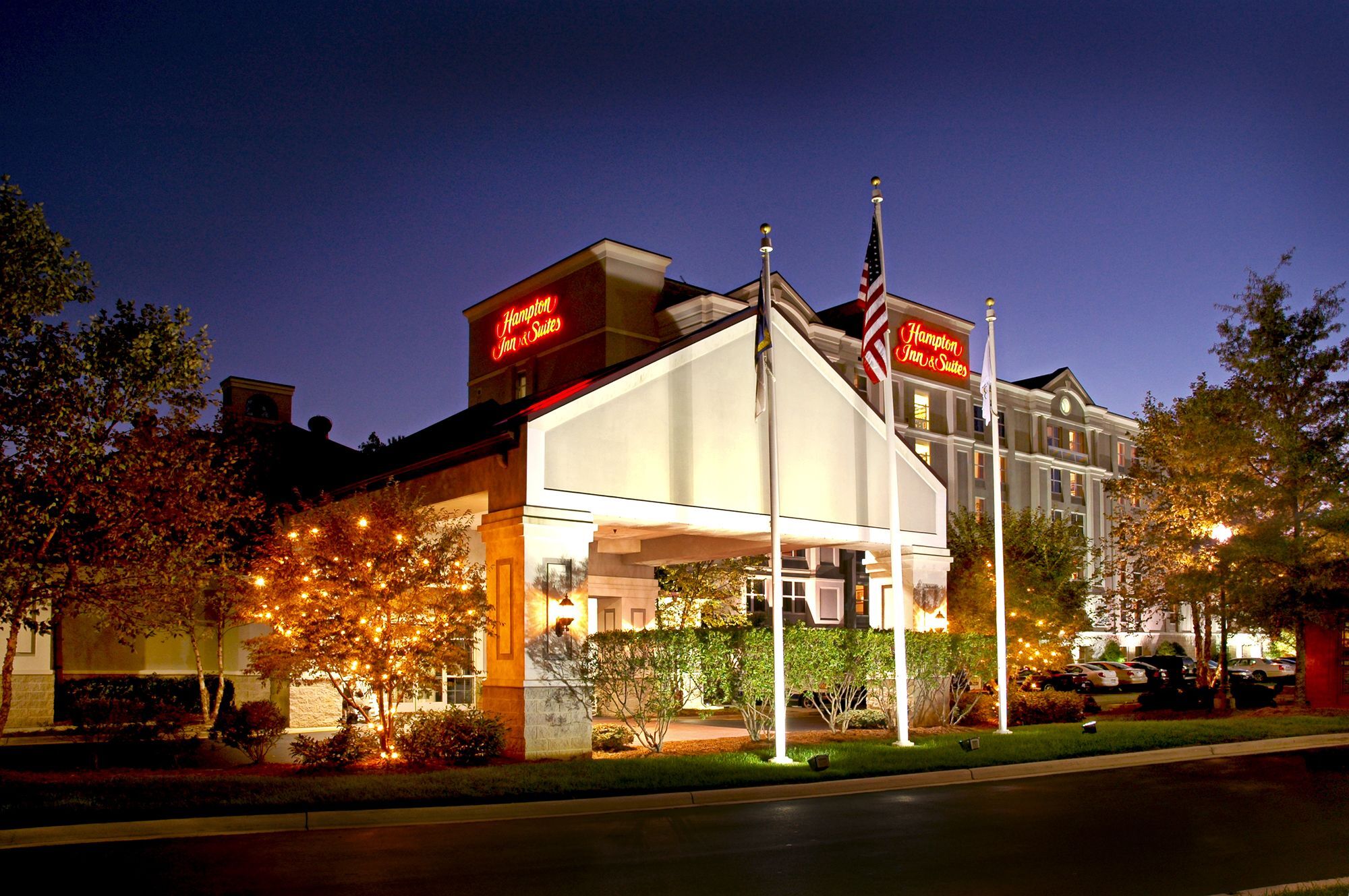 Hampton Inn & Suites Raleigh Cary Lenovo Center Экстерьер фото